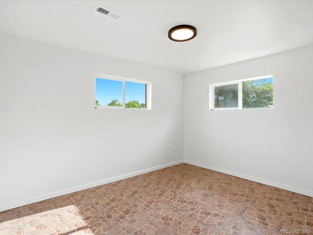 9160 Ogden Street Thornton CO 80229