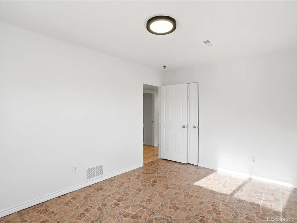 9160 Ogden Street Thornton CO 80229