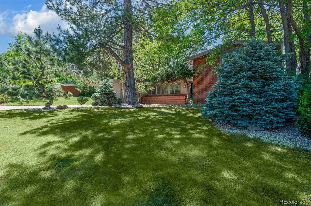 2935 S Lafayette Drive Englewood CO 80113