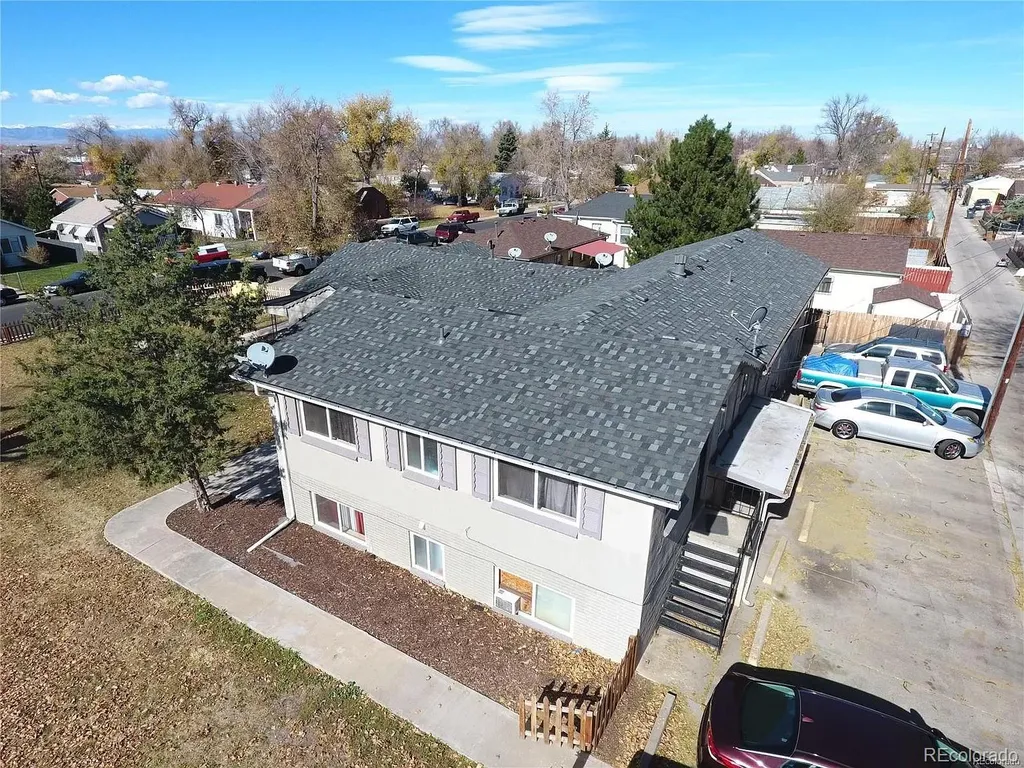 2000 Elmira St Street Aurora CO 80010