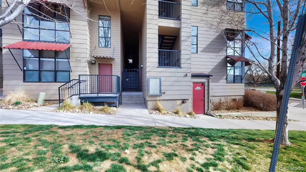 2033 W 30th Avenue Denver CO 80211