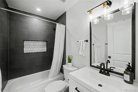 8975 W 89th Place Broomfield CO 80021