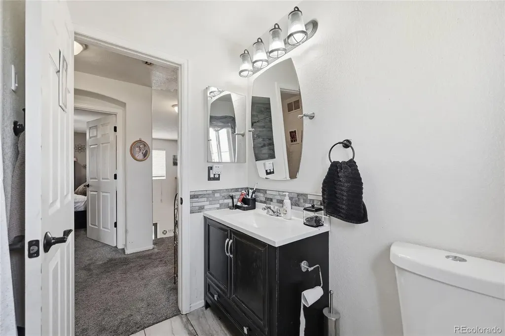 4335 Lyndenwood Point Highlands Ranch CO 80130