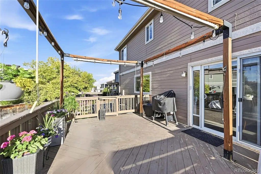 4335 Lyndenwood Point Highlands Ranch CO 80130