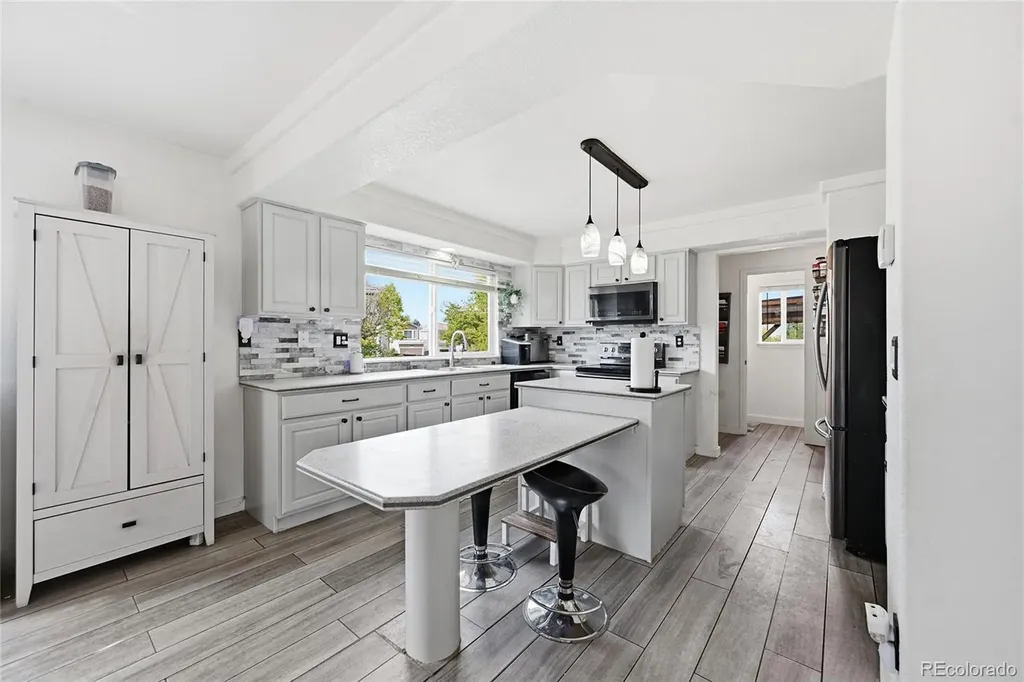 4335 Lyndenwood Point Highlands Ranch CO 80130
