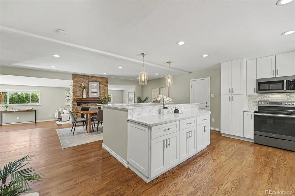 715 S Glencoe Street Denver CO 80246