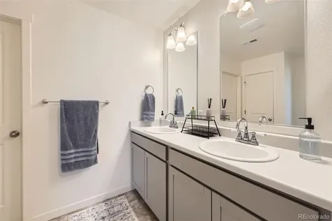 27425 E Byers Place Aurora CO 80018