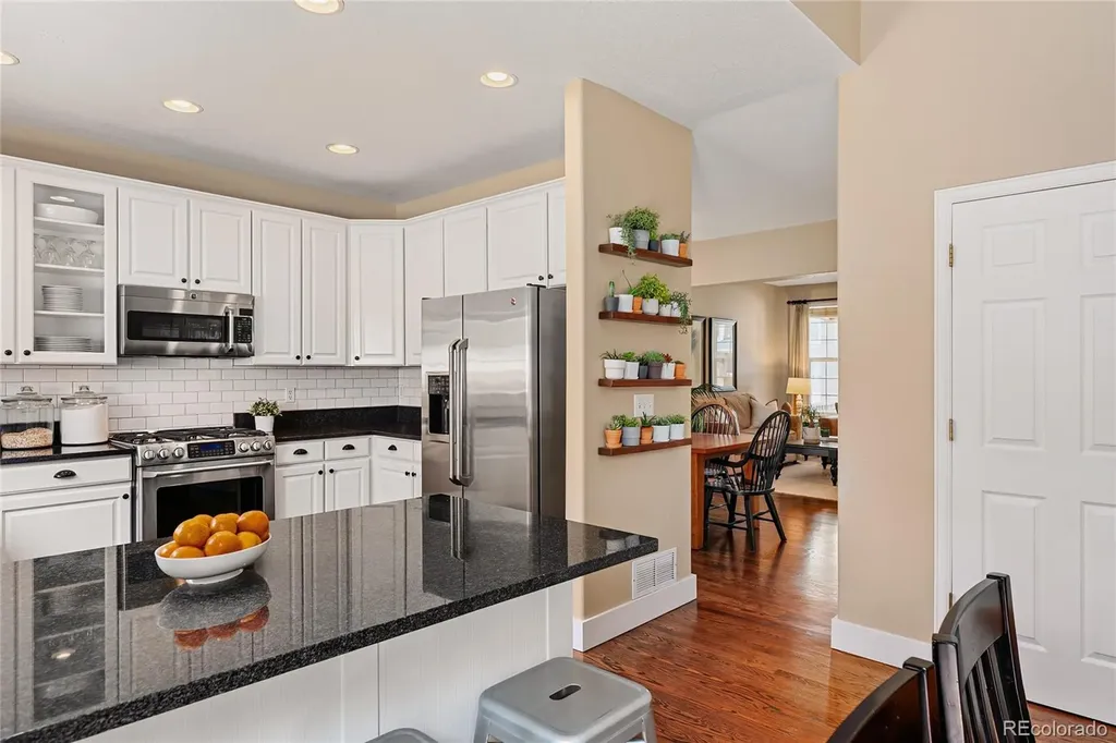 9441 S Hackberry Lane Littleton CO 80129