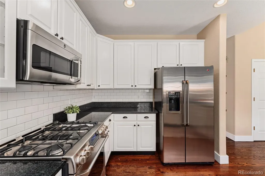 9441 S Hackberry Lane Littleton CO 80129