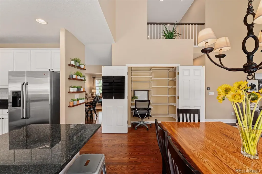 9441 S Hackberry Lane Littleton CO 80129