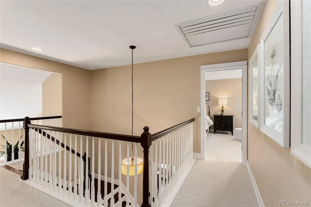 9441 S Hackberry Lane Littleton CO 80129