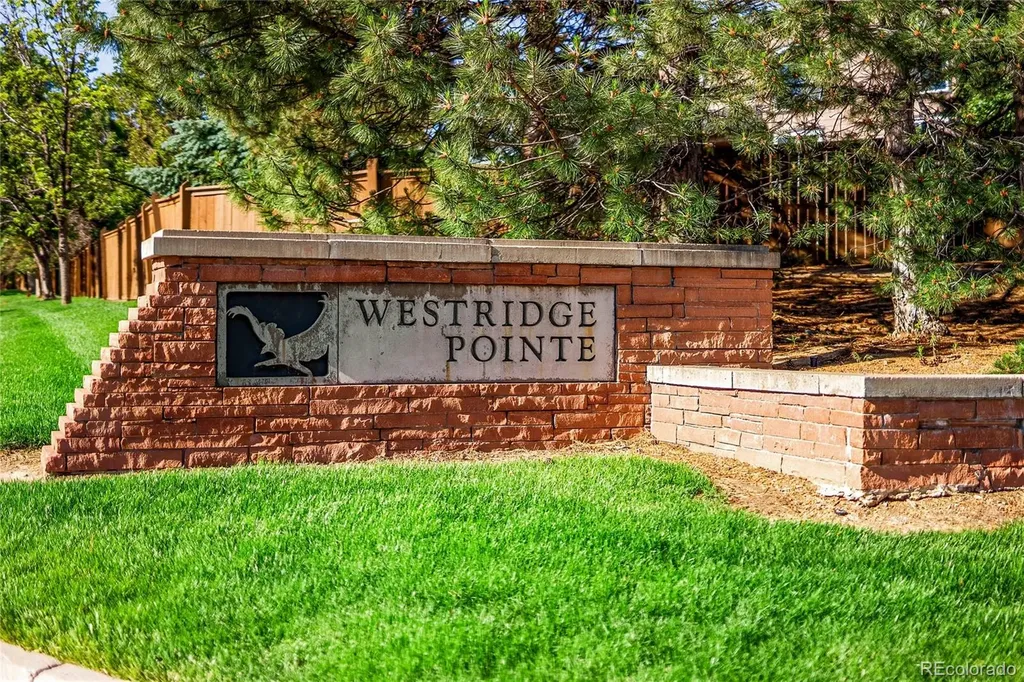 9441 S Hackberry Lane Littleton CO 80129
