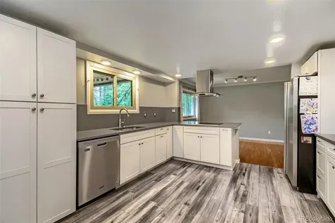 6007 W Pacific Circle Lakewood CO 80227