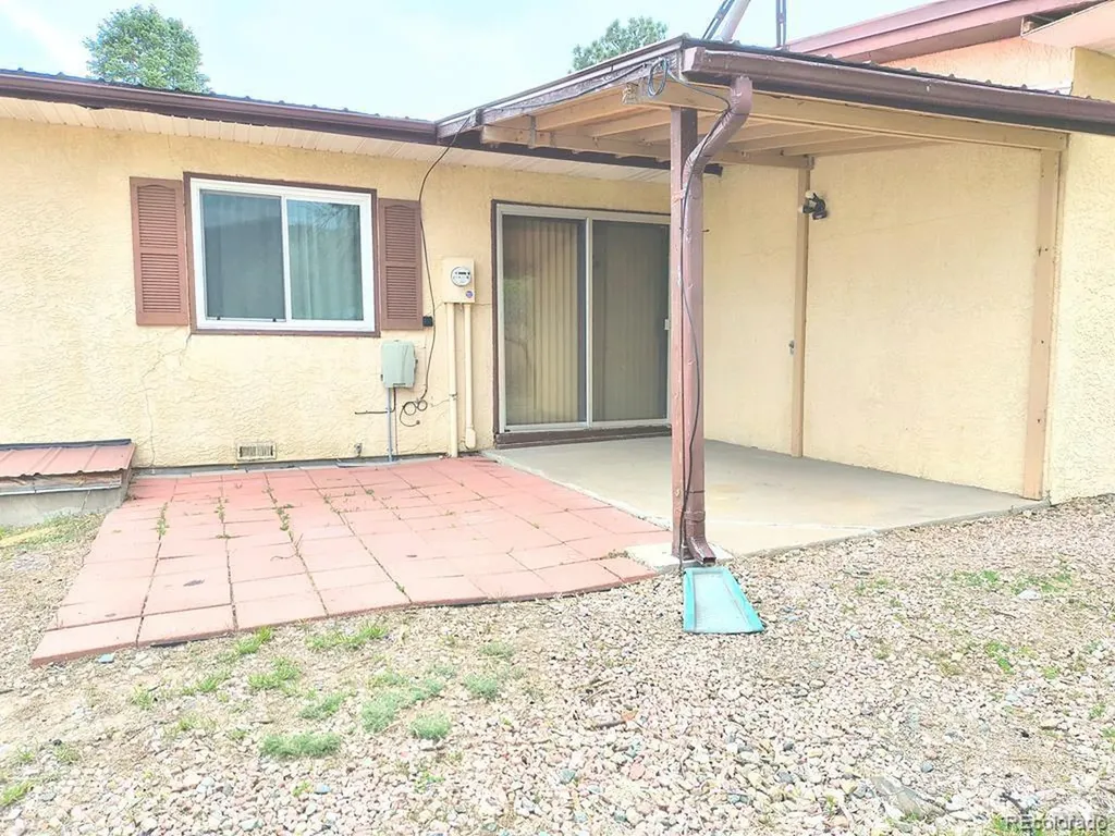 5729 Lake Beckwith Place Colorado City CO 81019