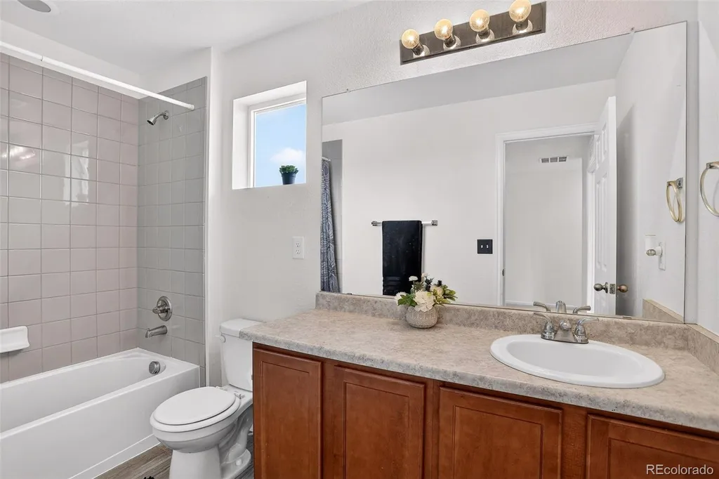 25542 E Bayaud Place Aurora CO 80018