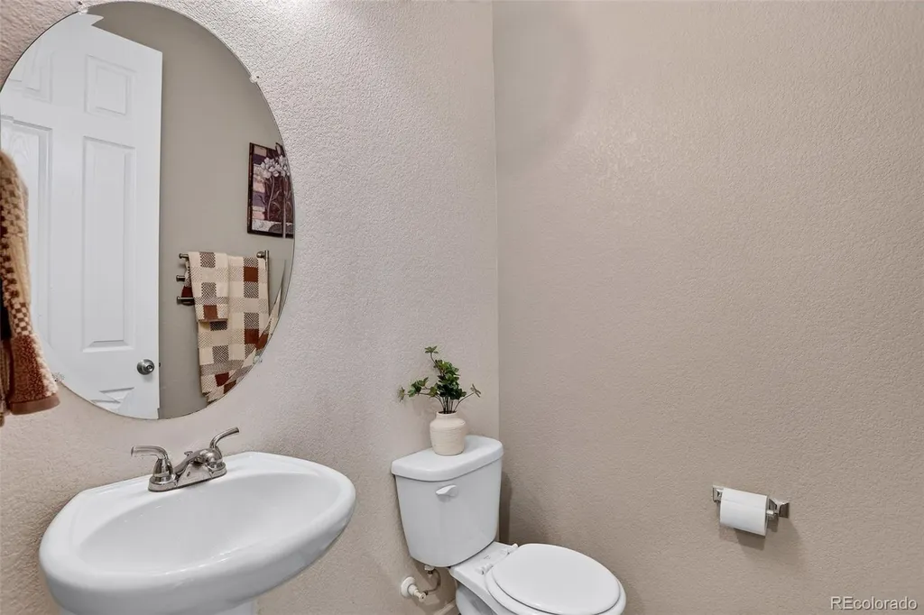 25542 E Bayaud Place Aurora CO 80018