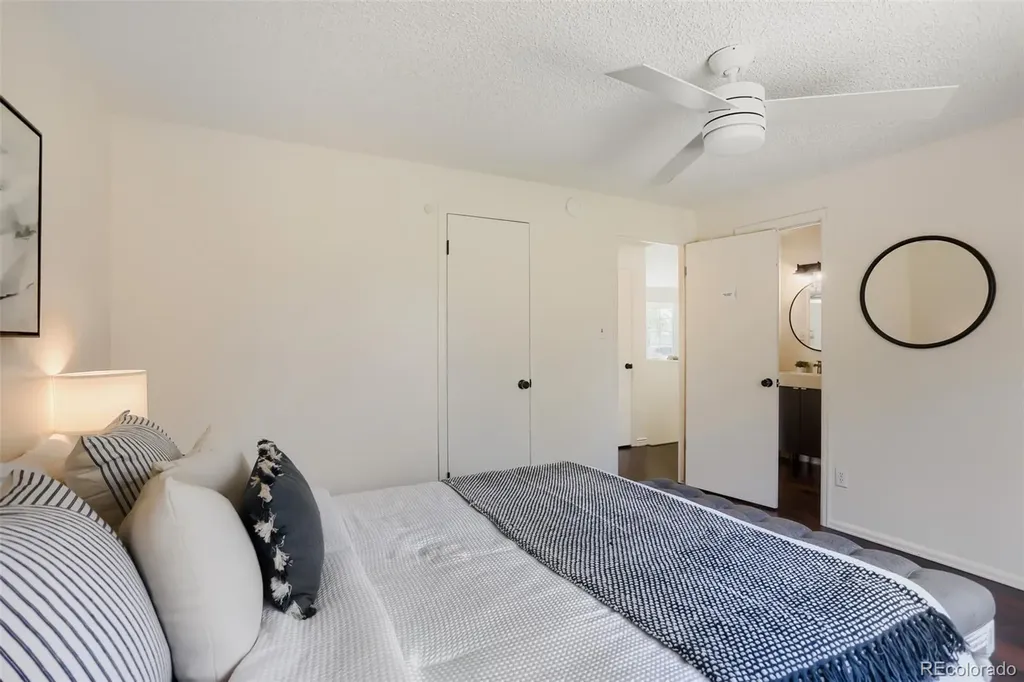 2155 Steele Street Longmont CO 80501
