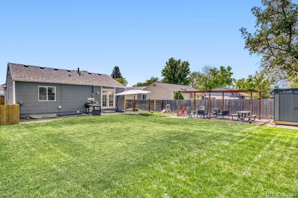 2155 Steele Street Longmont CO 80501