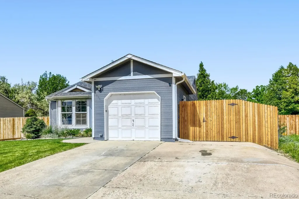 2155 Steele Street Longmont CO 80501