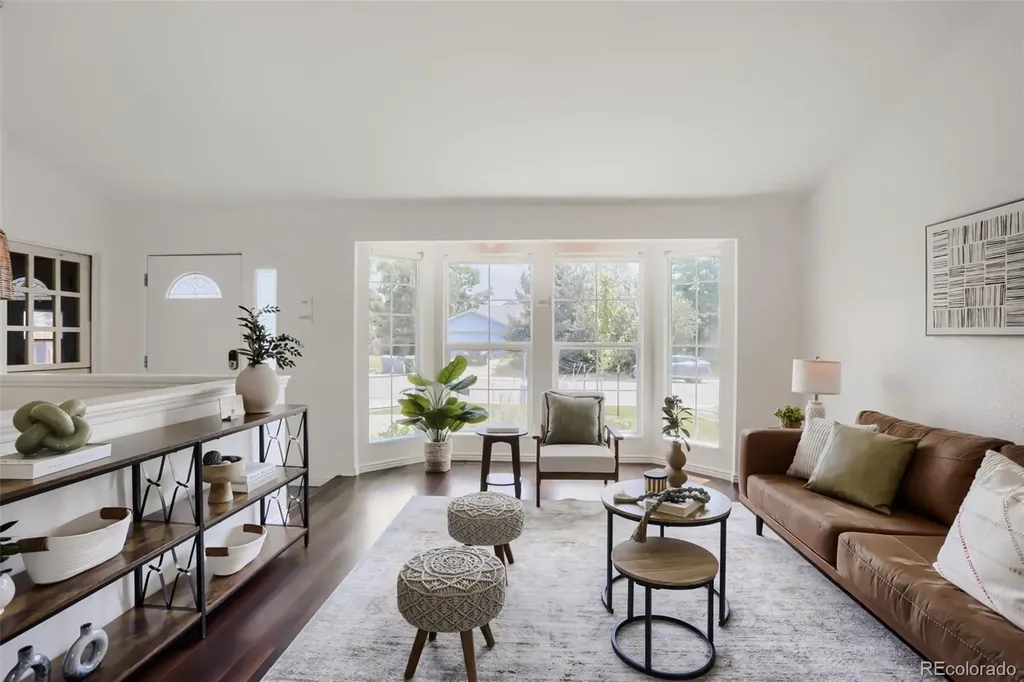 2155 Steele Street Longmont CO 80501