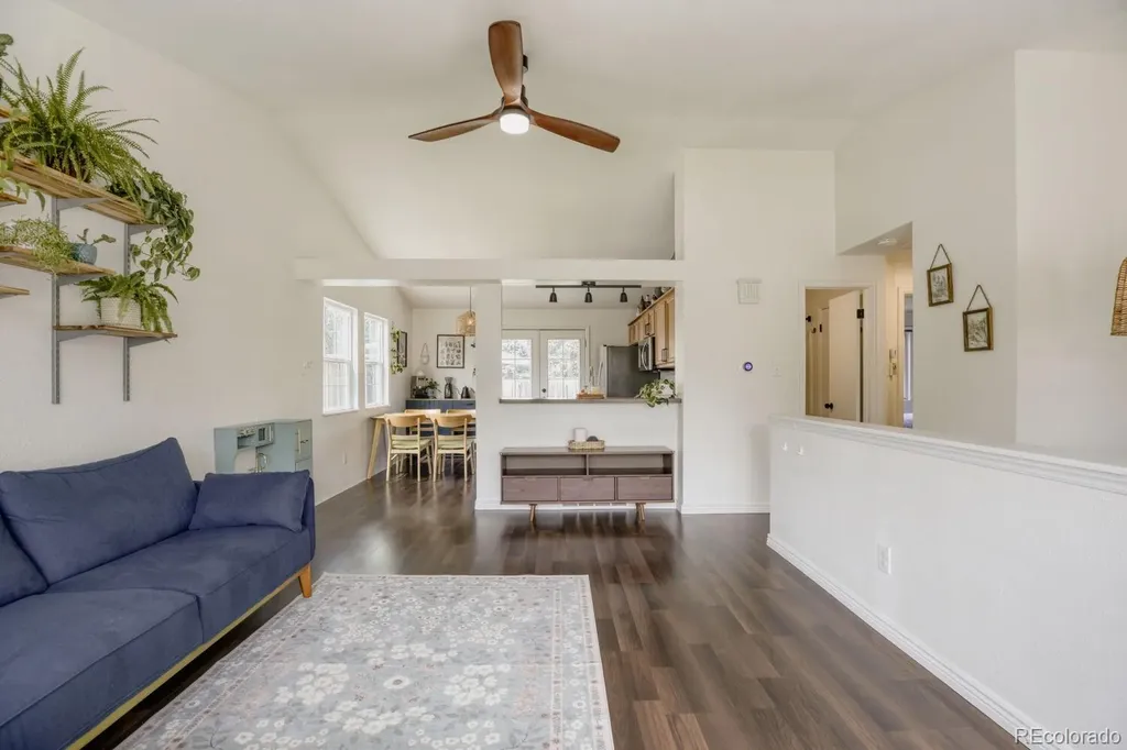 2155 Steele Street Longmont CO 80501