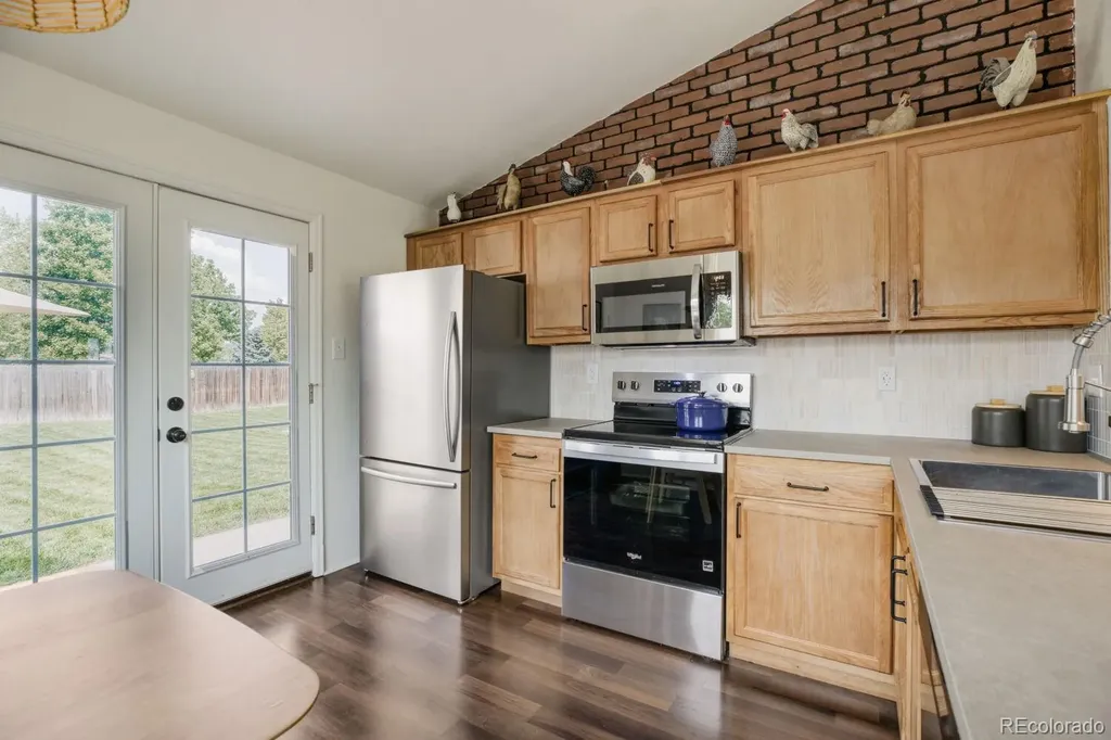 2155 Steele Street Longmont CO 80501