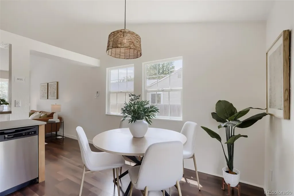 2155 Steele Street Longmont CO 80501