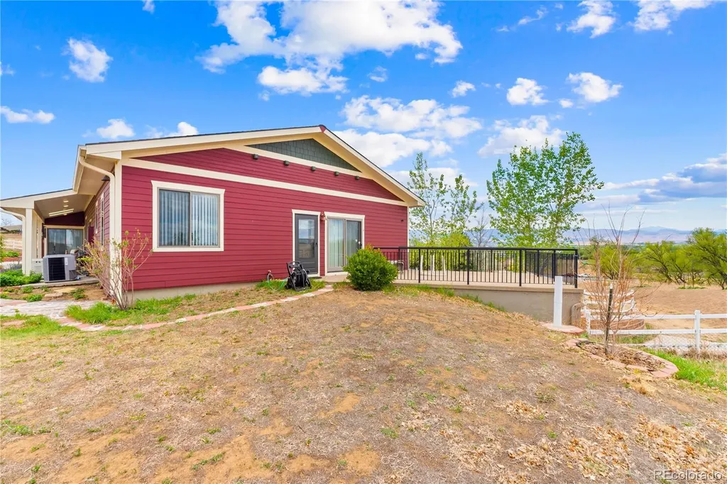 6170 N 79th Street Niwot CO 80503