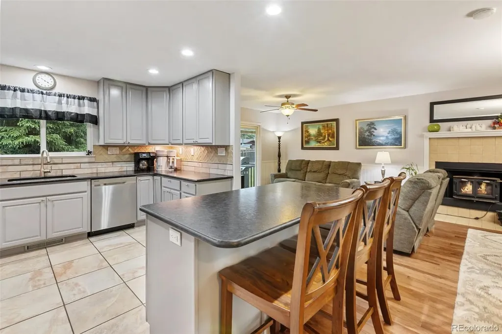 100 Chulita Senda Street Woodland Park CO 80863