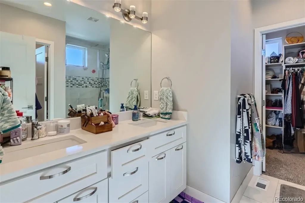 1272 Yates Denver CO 80204