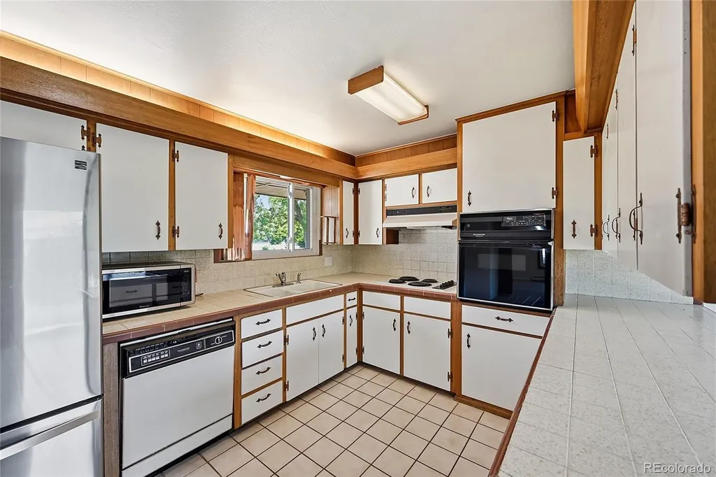 3290 Ward Road Wheat Ridge CO 80033