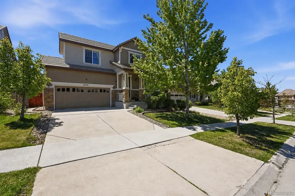 23918 E Alamo Place Aurora CO 80016