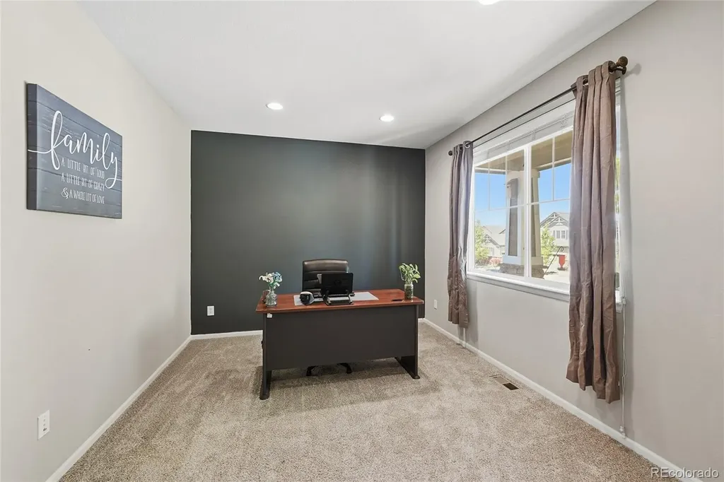 23918 E Alamo Place Aurora CO 80016