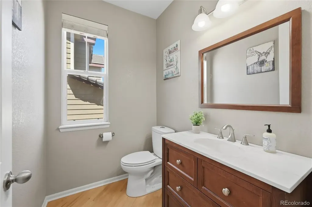 23918 E Alamo Place Aurora CO 80016