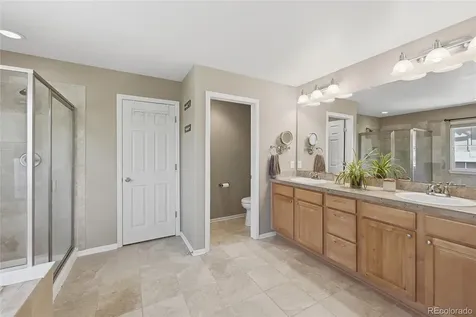 23918 E Alamo Place Aurora CO 80016