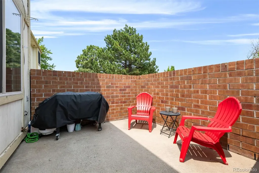 10180 Quivas Street Denver CO 80260