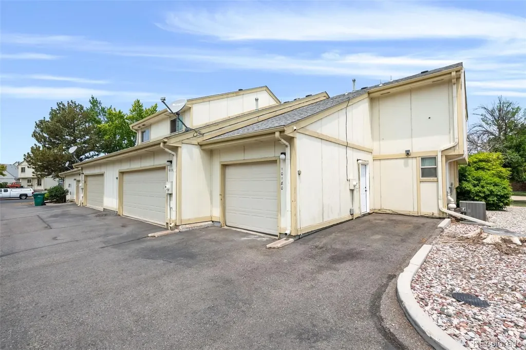 10180 Quivas Street Denver CO 80260