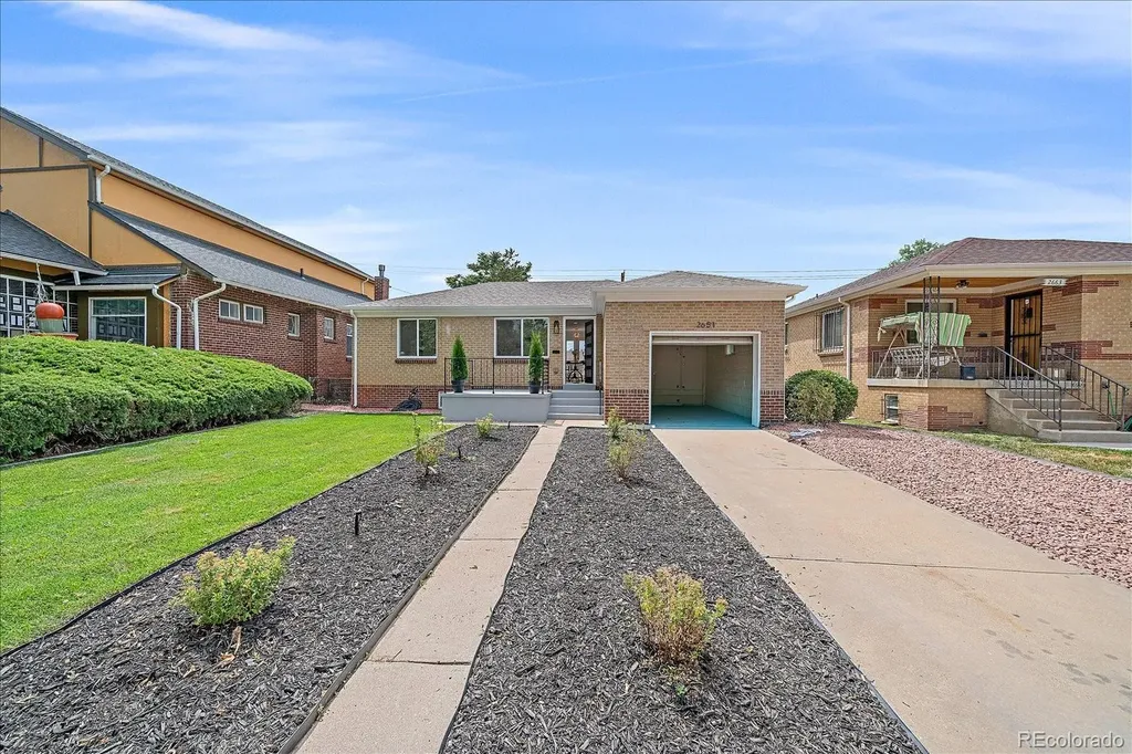 2651 Albion Street Denver CO 80207