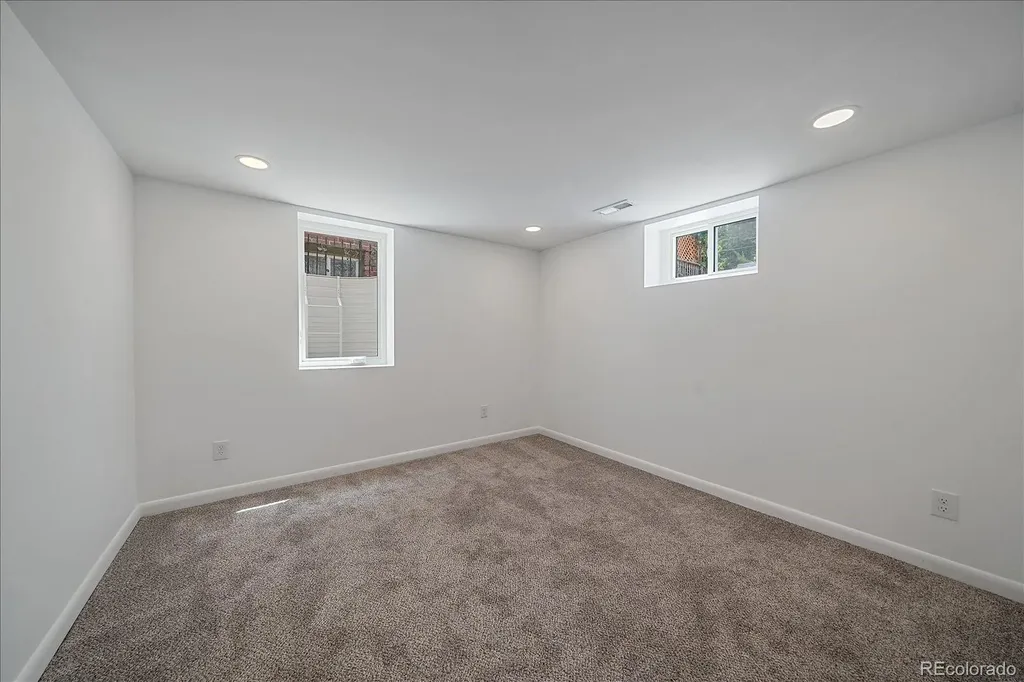2651 Albion Street Denver CO 80207