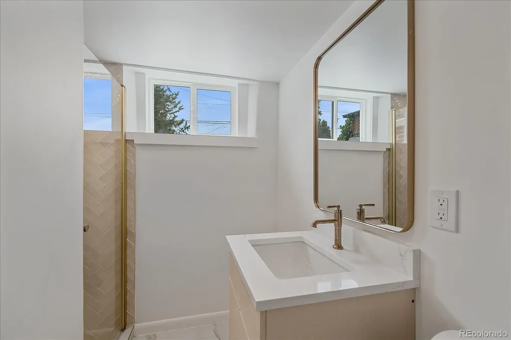2651 Albion Street Denver CO 80207