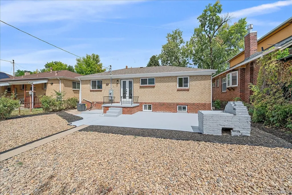 2651 Albion Street Denver CO 80207