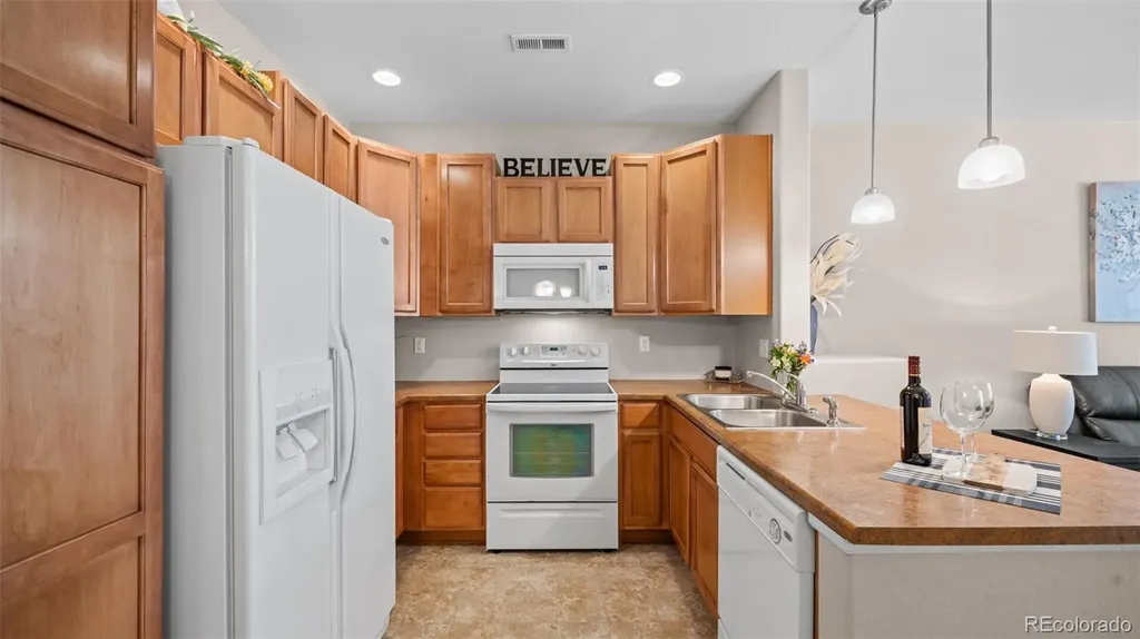 6586 Baytree Grove Colorado Springs CO 80923