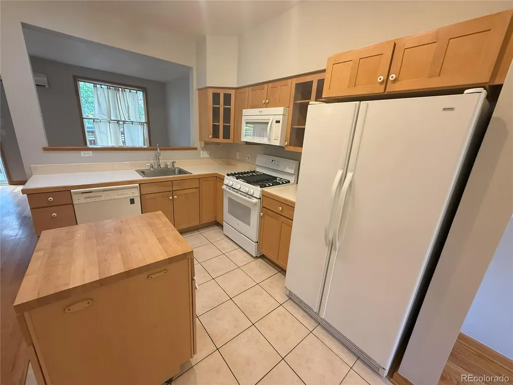 4750 W 37th Avenue Denver CO 80212