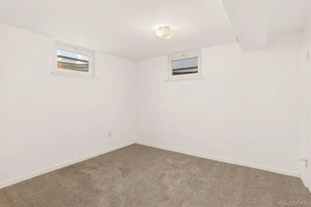5456 E Atlantic Place Denver CO 80222