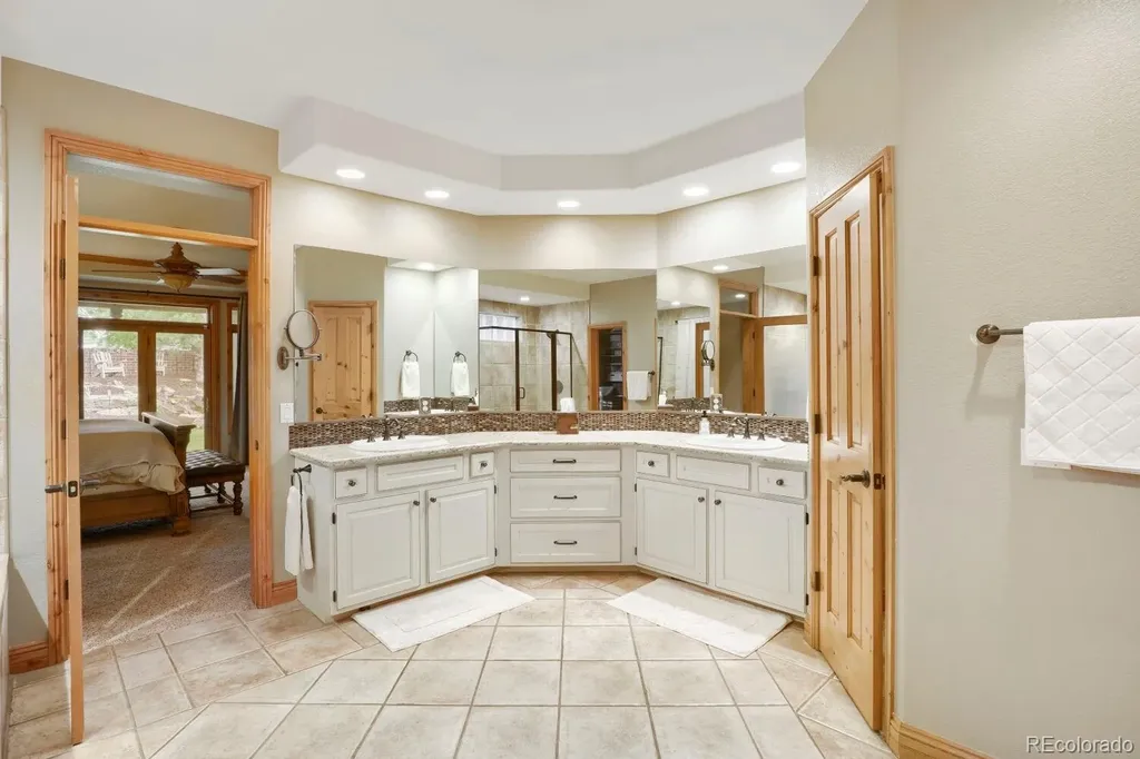 4794 W Hinsdale Court Littleton CO 80128