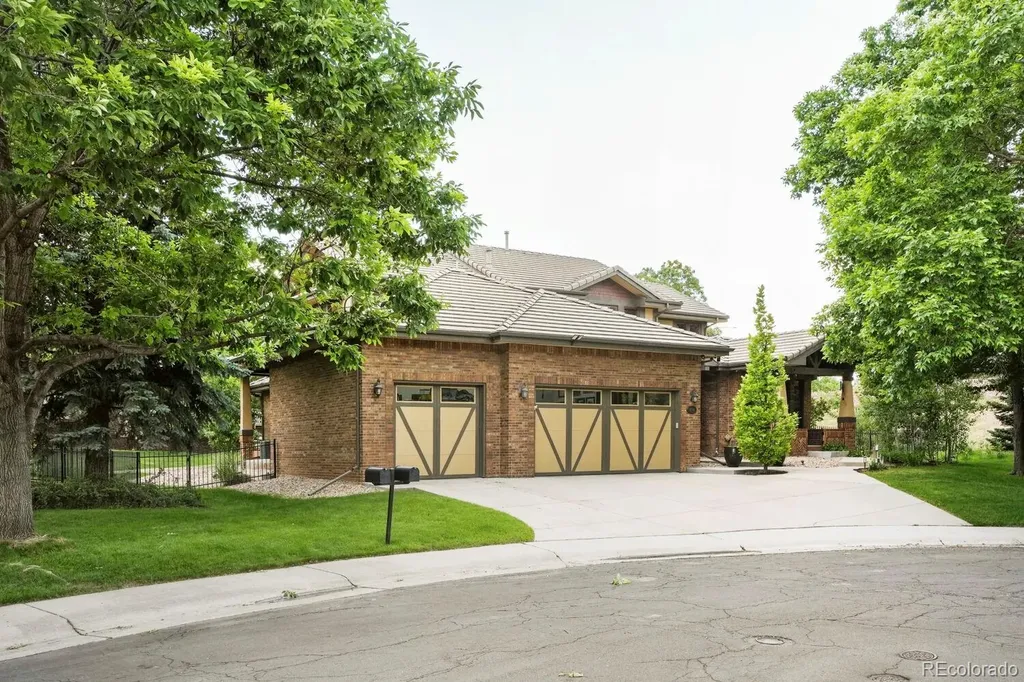 4794 W Hinsdale Court Littleton CO 80128
