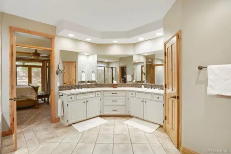 4794 W Hinsdale Court Littleton CO 80128