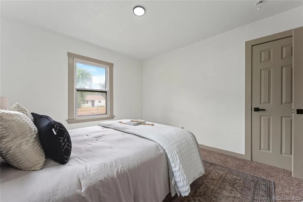 1716 Nome Street Aurora CO 80010