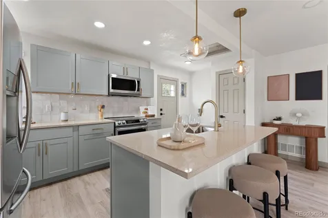 1716 Nome Street Aurora CO 80010