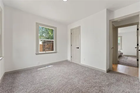 1716 Nome Street Aurora CO 80010